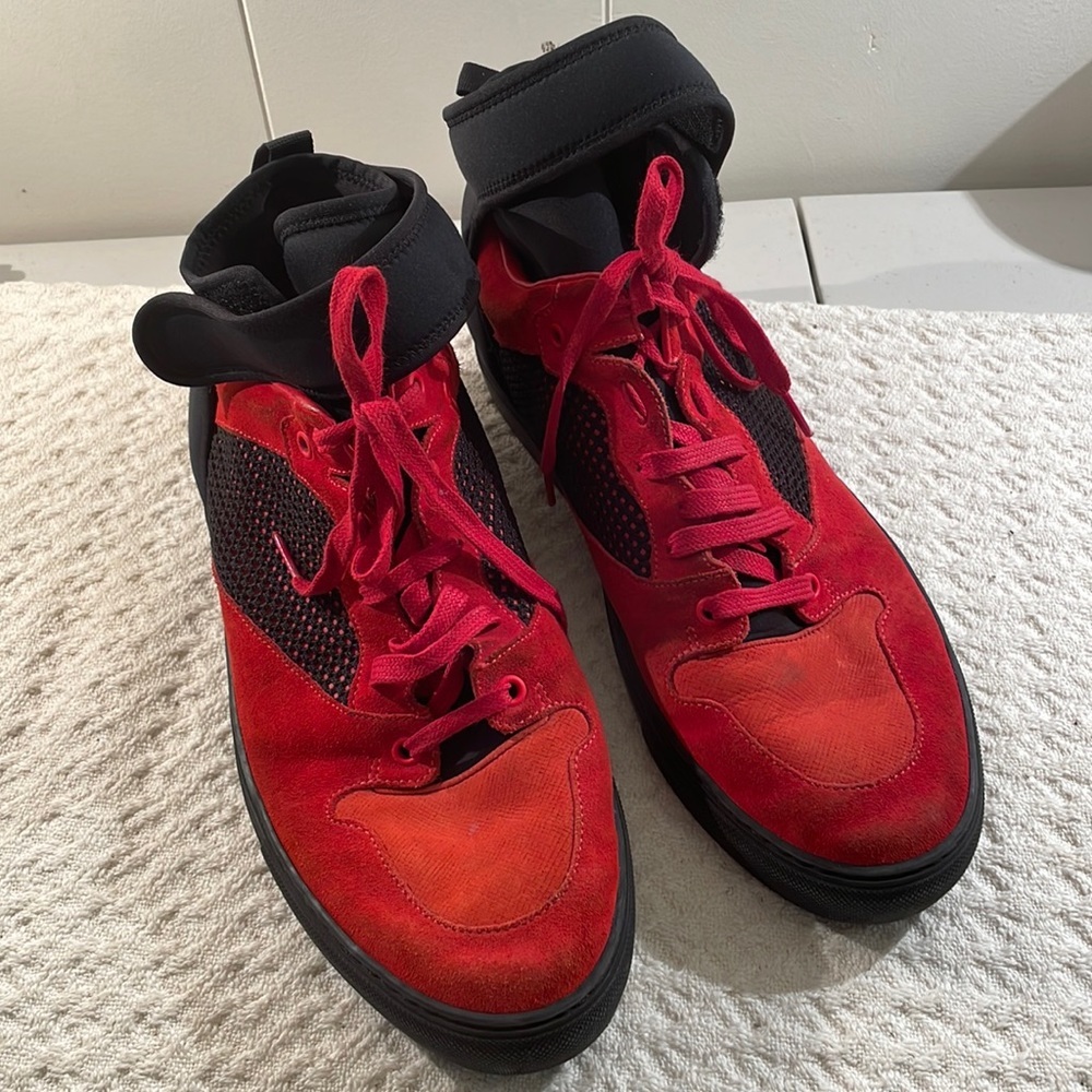 BALENCIAGA Red Mens Sneakers with High Neoprene Ankle Velcro Straps